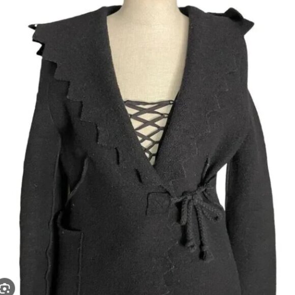 Cop. Copine Vintage Wool Coat – Size EU 40 (US 8) – Raw Edge Seams - Picture 15 of 17